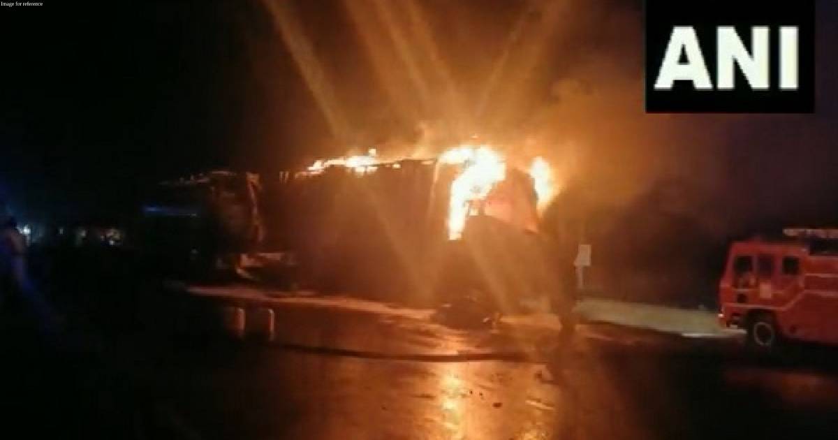 Karnataka: Fire breaks out after two trucks catch fire following collision in Haveri
